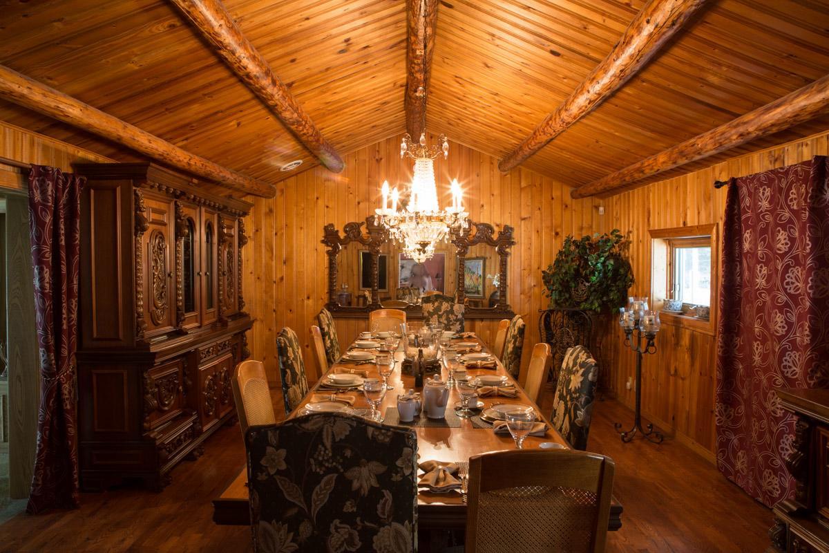 مبيت وإفطار Bragg Creek Sleepy Creek Country Manor المظهر الخارجي الصورة