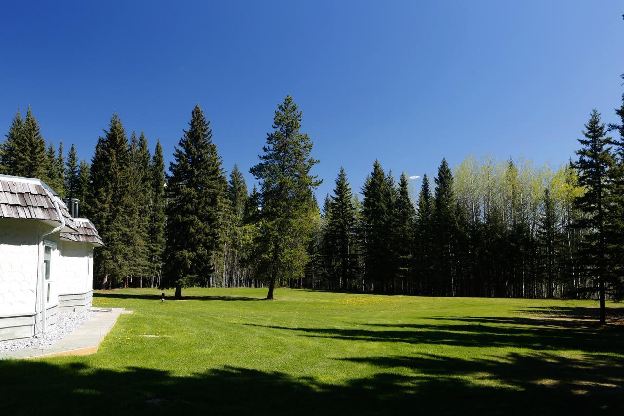 مبيت وإفطار Bragg Creek Sleepy Creek Country Manor المظهر الخارجي الصورة